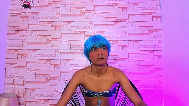 tiffanyy 777 online show from January 7, 2026, 1:27 pm