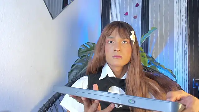 tiffanyy 777 online show from March 20, 2026, 5:08 am