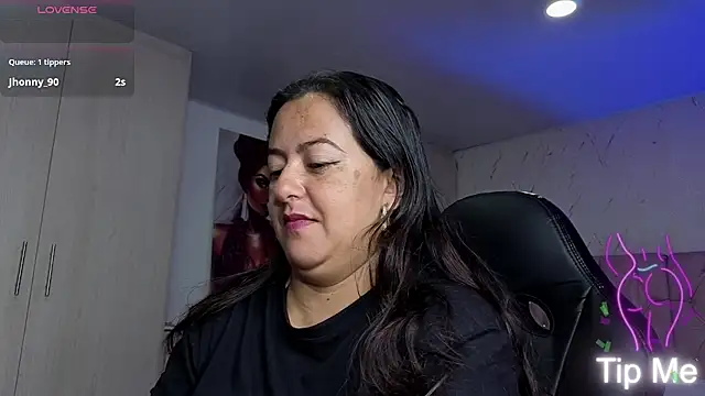 evelyn harpeery online show from February 9, 2026, 10:57 am