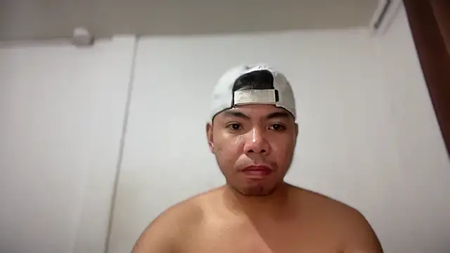 Snapshot of chubbybear_08 chatting on February 13, 2026, 4:34 am chubbybear 08 online show from February 13, 2026, 4:34 am