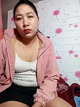 Snapshot of giang0055 chatting on January 15, 2026, 9:56 am giang0055 online show from January 15, 2026, 9:56 am