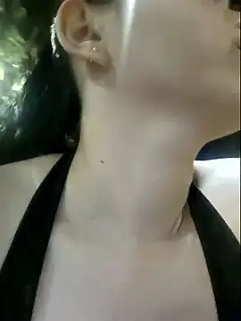 Snapshot of Adrenaline_crazy chatting on February 7, 2026, 3:47 am Adrenaline crazy online show from February 7, 2026, 3:47 am