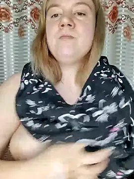 TiffanyStern online show from December 22, 2025, 3:45 pm