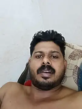 Snapshot of JOSSY_GEO chatting on December 17, 2025, 11:43 pm JOSSY GEO online show from December 17, 2025, 11:43 pm