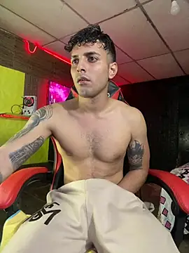 JustynAle2025 online show from January 11, 2026, 3:57 am