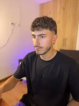 LIAM COLT online show from April 8, 2026, 8:10 pm