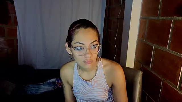 purepleasure777 online show from December 18, 2025, 3:38 pm