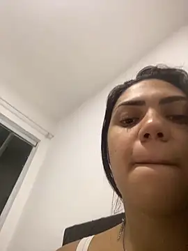 Nini  online show from March 10, 2026, 8:46 pm