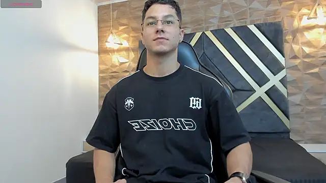 Snapshot of Noah_Clarkk chatting on February 22, 2026, 6:09 pm Noah Clarkk online show from February 22, 2026, 6:09 pm