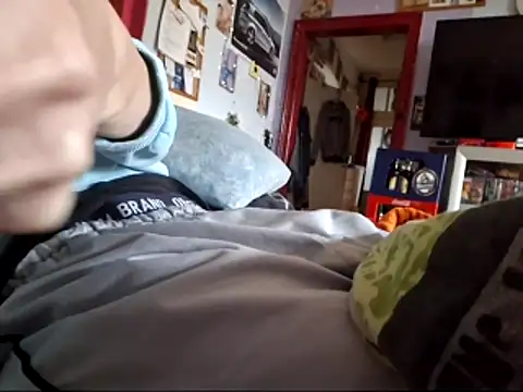 Gay-Versaut online show from February 14, 2026, 2:17 pm