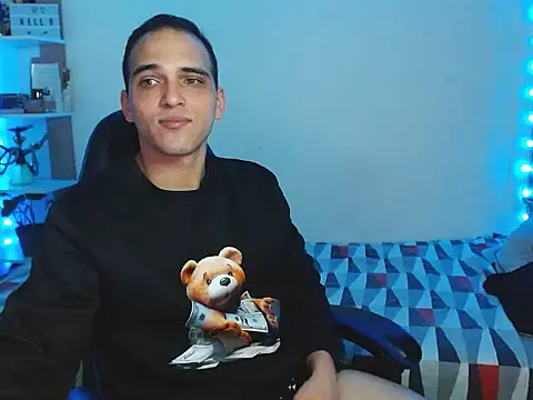 MaaX2330 online show from December 20, 2025, 2:03 am