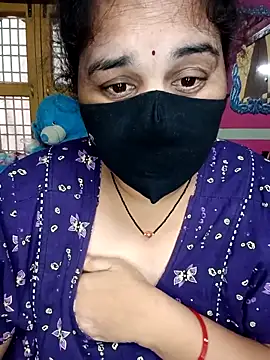 Snapshot of maduri__ chatting on April 19, 2026, 10:27 am maduri online show from April 19, 2026, 10:27 am