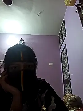 notyg240 online show from May 7, 2026, 1:54 am