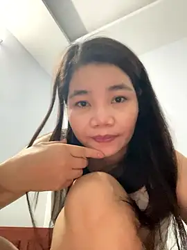 Benguyet2211 online show from January 12, 2026, 7:48 am