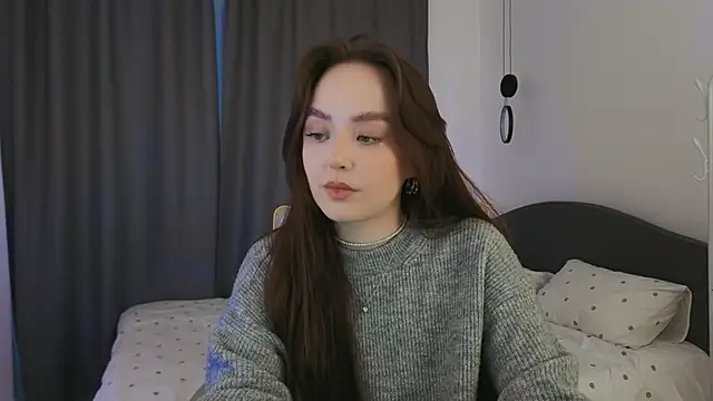 fallin lovee online show from April 6, 2026, 1:34 pm