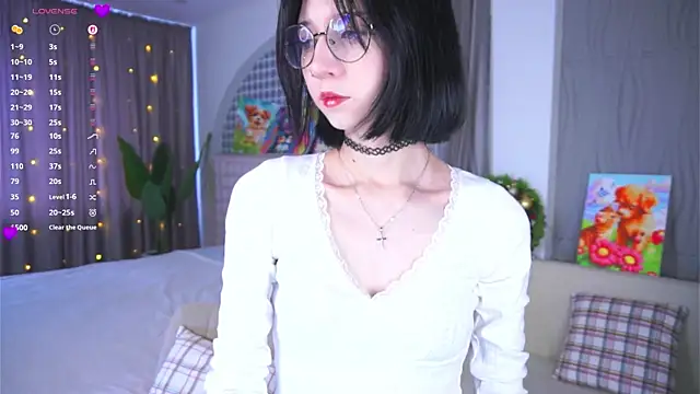 Snapshot of DeliaLoma chatting on February 10, 2026, 5:50 am DeliaLoma online show from February 10, 2026, 5:50 am