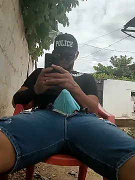 PIGHIGHDIRTY p0 online show from April 15, 2026, 5:28 pm