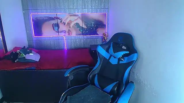 dolly boob online show from January 9, 2026, 5:36 am