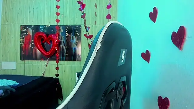 Snapshot of dolly_boob chatting on February 27, 2026, 5:07 am dolly boob online show from February 27, 2026, 5:07 am