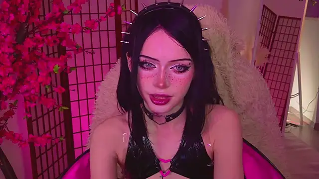 Snapshot of Dark_Diva chatting on February 28, 2026, 9:47 pm Dark Diva online show from February 28, 2026, 9:47 pm