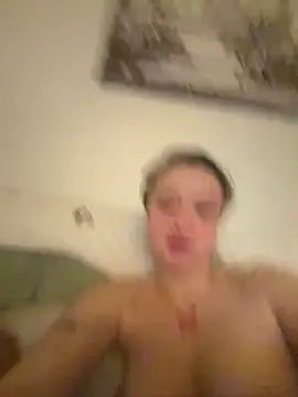 Snapshot of LilyLuck_ chatting on February 26, 2026, 2:33 am LilyLuck online show from February 26, 2026, 2:33 am