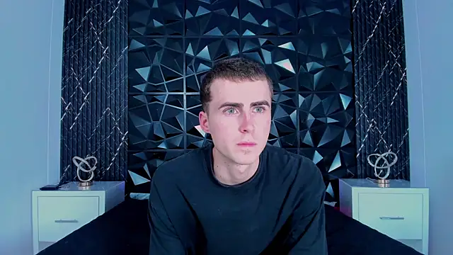 SpaceBoy1 online show from February 19, 2026, 8:39 pm