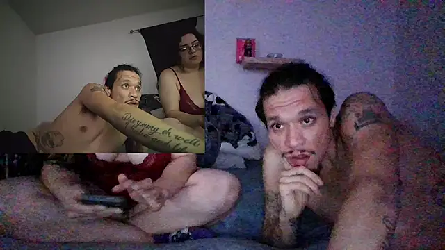 Snapshot of BlueCollarCouple chatting on February 9, 2026, 7:06 am BlueCollarCouple online show from February 9, 2026, 7:06 am