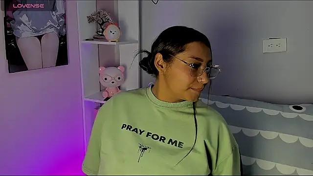 tinna noa online show from March 4, 2026, 8:16 pm