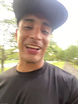 Snapshot of Maicol_xxxx chatting on February 10, 2026, 10:09 pm Maicol xxxx online show from February 10, 2026, 10:09 pm