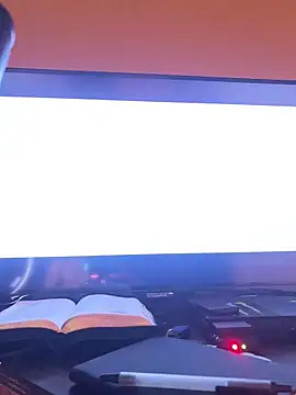 Snapshot of Maicol_xxxx chatting on March 1, 2026, 8:25 am Maicol xxxx online show from March 1, 2026, 8:25 am