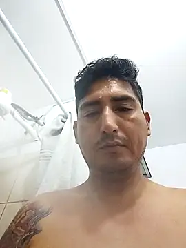 Snapshot of Yrresistible666 chatting on January 13, 2026, 3:49 pm Yrresistible666 online show from January 13, 2026, 3:49 pm