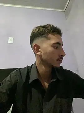 GuioficialBr online show from April 15, 2026, 1:44 am