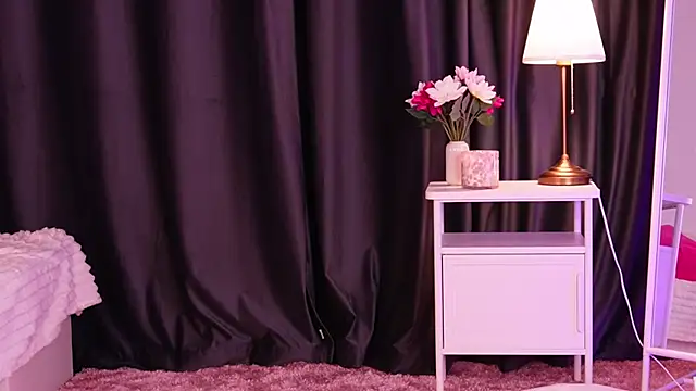 Snapshot of ClaireLust chatting on August 1, 2026, 7:12 pm ClaireLust online show from August 1, 2026, 7:12 pm