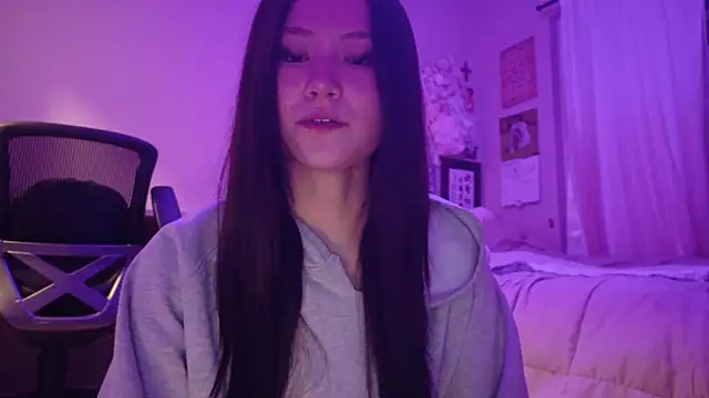 Snapshot of luvvivii chatting on February 11, 2026, 3:06 am luvvivii online show from February 11, 2026, 3:06 am