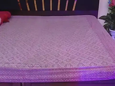 bold-smirthii online show from April 14, 2026, 4:28 am