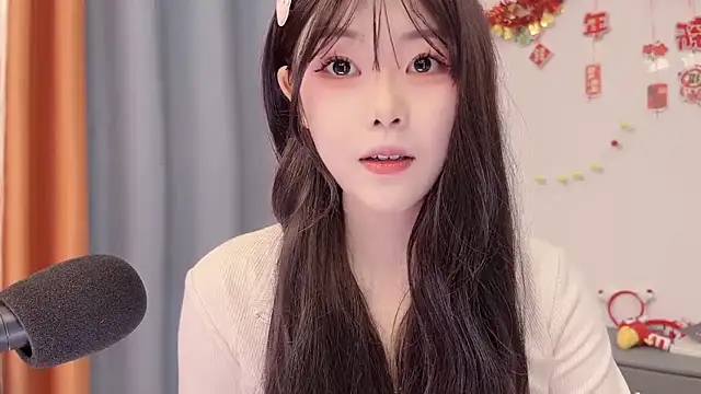 smalldaisy online show from March 6, 2026, 2:28 am