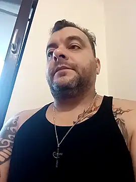 Snapshot of TomasTenerife chatting on December 22, 2025, 11:10 am TomasTenerife online show from December 22, 2025, 11:10 am