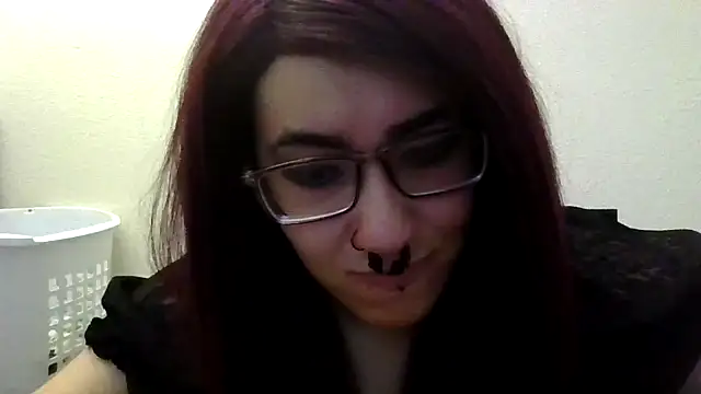 Snapshot of GabbyDaniella chatting on December 23, 2025, 12:11 am GabbyDaniella online show from December 23, 2025, 12:11 am