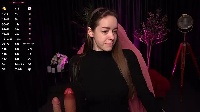 Velouraa online show from March 20, 2026, 12:44 am