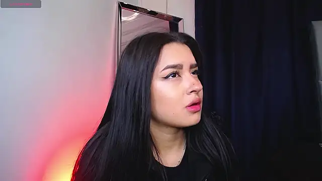 Emilyy05  online show from March 26, 2026, 1:04 am