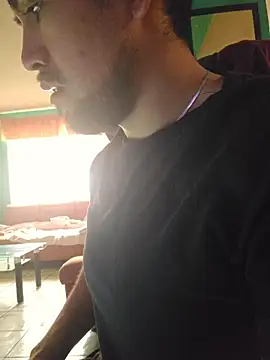 Snapshot of Aaron_hoffman chatting on June 11, 2026, 5:54 pm Aaron hoffman online show from June 11, 2026, 5:54 pm