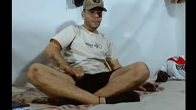 Alphamaster 92 online show from March 18, 2026, 5:10 am