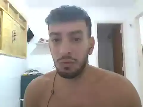 Snapshot of alpalo420 chatting on March 3, 2026, 9:22 pm alpalo420 online show from March 3, 2026, 9:22 pm