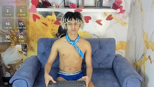 Victor LatinBoy online show from February 17, 2026, 3:04 am