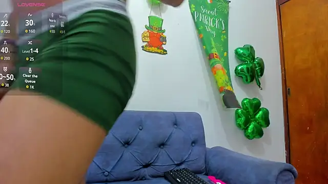 Victor LatinBoy online show from March 22, 2026, 3:43 am