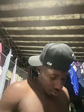 Snapshot of Ijklmgpas chatting on January 6, 2026, 4:27 am Ijklmgpas online show from January 6, 2026, 4:27 am