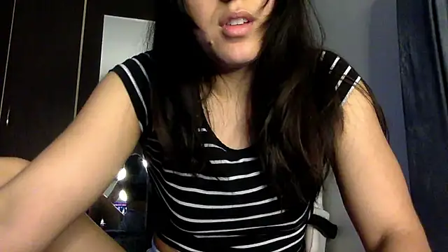 Snapshot of Sofii_unicorn chatting on May 20, 2026, 8:06 pm Sofii unicorn online show from May 20, 2026, 8:06 pm