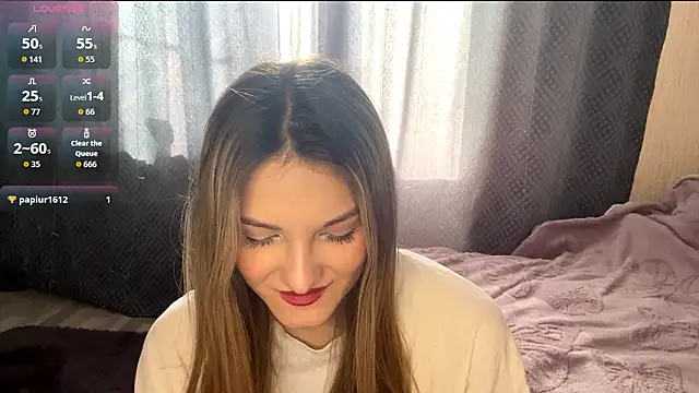 Snapshot of EmllyLighty chatting on February 3, 2026, 8:30 am EmllyLighty online show from February 3, 2026, 8:30 am