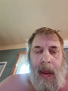 FragrantToe529 online show from May 28, 2026, 3:07 pm