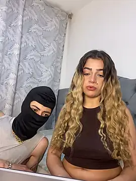 Snapshot of cute_emmma chatting on February 2, 2026, 11:20 am cute emmma online show from February 2, 2026, 11:20 am